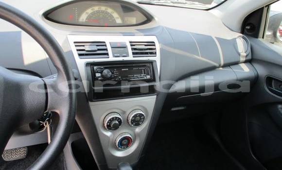 Acheter Import Voiture Toyota Yaris Bleu à Port Harcourt, Rivers State Acheter Import Voiture Toyota Yaris Bleu à Port Harcourt, Rivers State