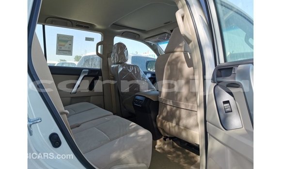Acheter Import Voiture Toyota Prado Blanc à Import - Dubai, État d'Abia Acheter Import Voiture Toyota Prado Blanc à Import - Dubai, État d'Abia