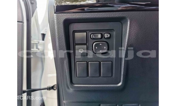 Acheter Import Voiture Toyota Prado Blanc à Import - Dubai, État d'Abia Acheter Import Voiture Toyota Prado Blanc à Import - Dubai, État d'Abia