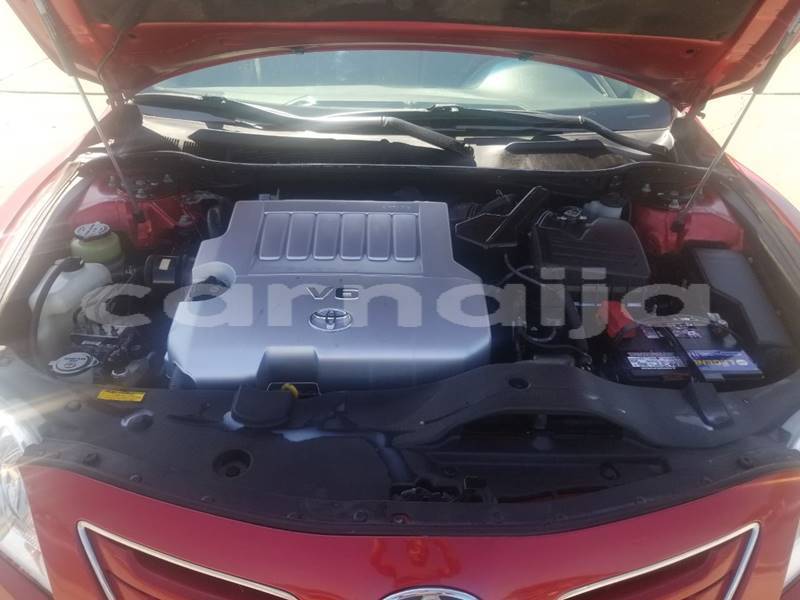 Big with watermark 2008 toyota camry..9