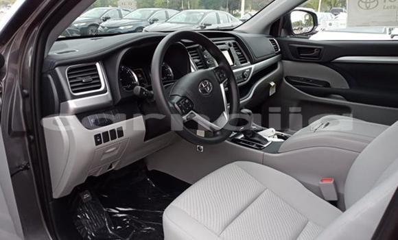 Acheter Import Voiture Toyota Highlander Autre à Eket, État d'Akwa Ibom Acheter Import Voiture Toyota Highlander Autre à Eket, État d'Akwa Ibom