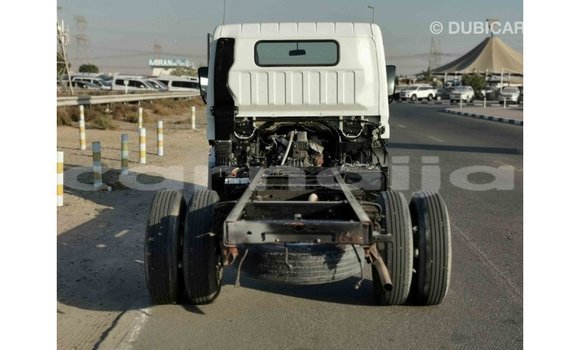 Buy Import Mitsubishi L400 White Truck in Import - Dubai in Abia State Buy Import Mitsubishi L400 White Truck in Import - Dubai in Abia State