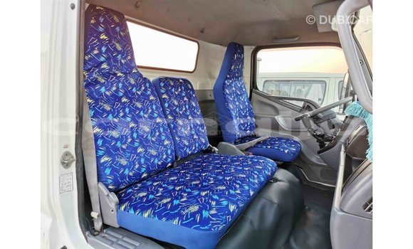 Buy Import Mitsubishi L400 White Truck in Import - Dubai in Abia State Buy Import Mitsubishi L400 White Truck in Import - Dubai in Abia State