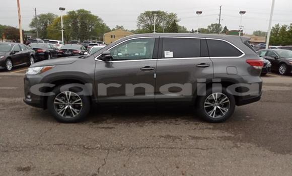 Acheter Import Voiture Toyota Highlander Autre à Eket, État d'Akwa Ibom Acheter Import Voiture Toyota Highlander Autre à Eket, État d'Akwa Ibom