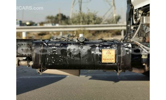 Buy Import Mitsubishi L400 White Truck in Import - Dubai in Abia State Buy Import Mitsubishi L400 White Truck in Import - Dubai in Abia State