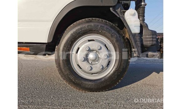 Buy Import Mitsubishi L400 White Truck in Import - Dubai in Abia State Buy Import Mitsubishi L400 White Truck in Import - Dubai in Abia State