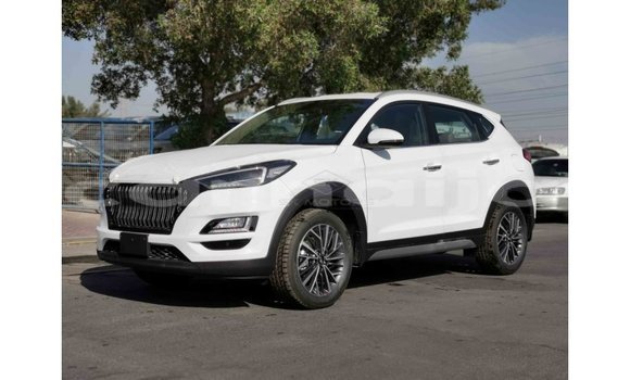 Buy Import Hyundai Tucson White Car in Import - Dubai in Abia State Buy Import Hyundai Tucson White Car in Import - Dubai in Abia State
