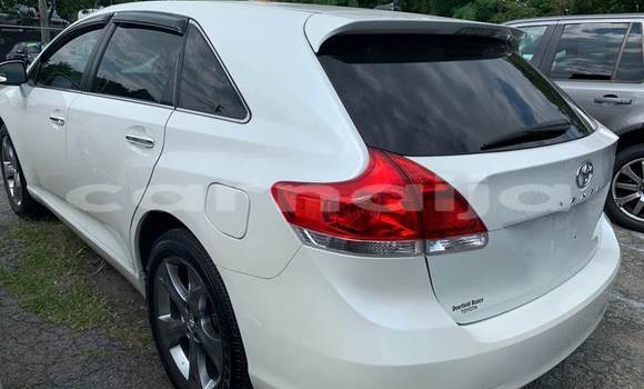 Acheter Import Voiture Toyota Venza Blanc à Enugu Ngwo, Enugu Acheter Import Voiture Toyota Venza Blanc à Enugu Ngwo, Enugu