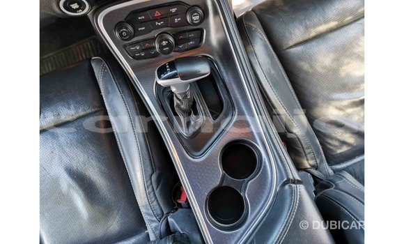 Acheter Import Voiture Dodge Challenger Blanc à Import - Dubai, État d'Abia Acheter Import Voiture Dodge Challenger Blanc à Import - Dubai, État d'Abia