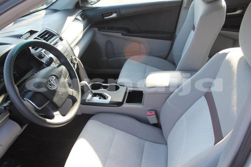 Big with watermark 2012 toyota camry..8