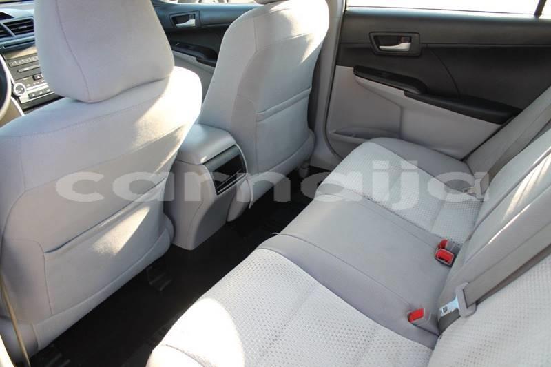 Big with watermark 2012 toyota camry..5