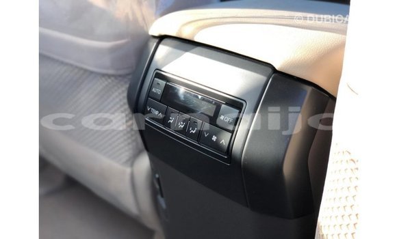 Buy Import Toyota Prado White Car in Import - Dubai in Abia State Buy Import Toyota Prado White Car in Import - Dubai in Abia State