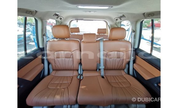 Acheter Import Voiture Toyota Land Cruiser Blanc à Import - Dubai, État d'Abia Acheter Import Voiture Toyota Land Cruiser Blanc à Import - Dubai, État d'Abia
