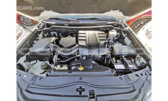 Buy Import Toyota Land Cruiser White Car in Import - Dubai in Abia State Buy Import Toyota Land Cruiser White Car in Import - Dubai in Abia State