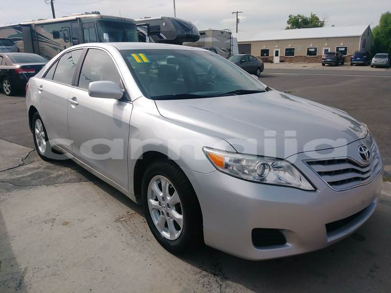Big with watermark 2011 toyota camry..1