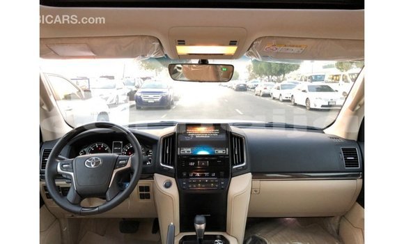 Acheter Import Voiture Toyota Land Cruiser Noir à Import - Dubai, État d'Abia Acheter Import Voiture Toyota Land Cruiser Noir à Import - Dubai, État d'Abia