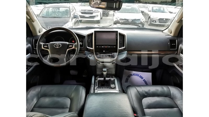 Big with watermark toyota da abia state import dubai 16144