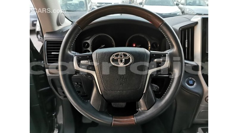 Big with watermark toyota da abia state import dubai 16144