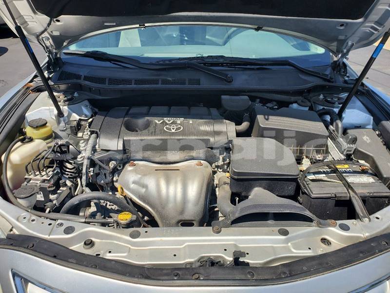 Big with watermark 2011 toyota camry..8