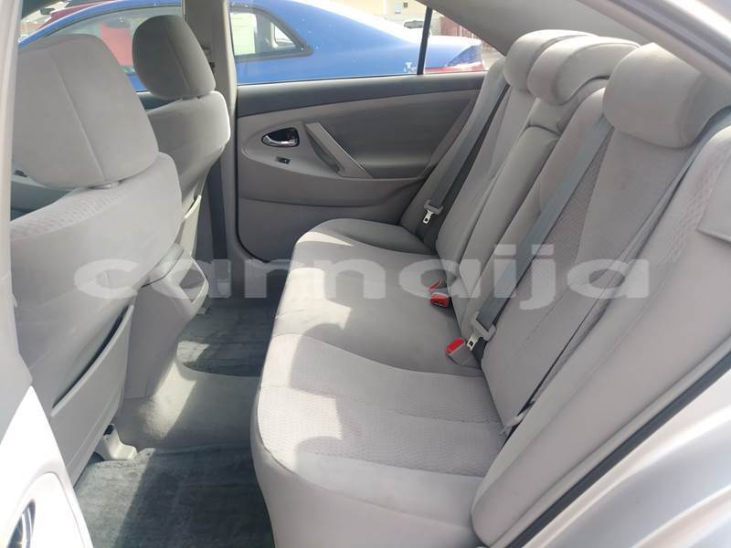 Big with watermark 2011 toyota camry..6