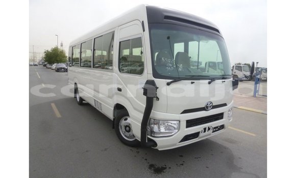 Buy Import Toyota Coaster White Car in Import - Dubai in Abia State Buy Import Toyota Coaster White Car in Import - Dubai in Abia State