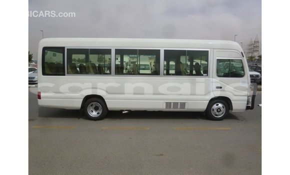 Buy Import Toyota Coaster White Car in Import - Dubai in Abia State Buy Import Toyota Coaster White Car in Import - Dubai in Abia State