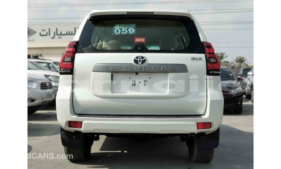 Acheter Import Voiture Toyota Prado Blanc à Import - Dubai, État d'Abia Acheter Import Voiture Toyota Prado Blanc à Import - Dubai, État d'Abia