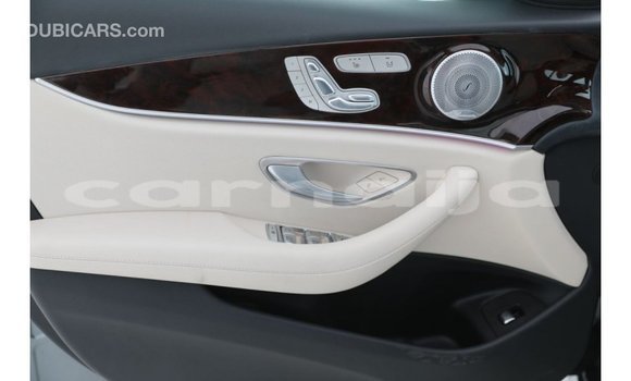 Acheter Import Utilitaire Mercedes‒Benz 1117 Autre à Import - Dubai, État d'Abia Acheter Import Utilitaire Mercedes‒Benz 1117 Autre à Import - Dubai, État d'Abia