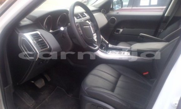 Acheter Occasion Voiture Land Rover Range Rover Blanc à Warri, État du Delta Acheter Occasion Voiture Land Rover Range Rover Blanc à Warri, État du Delta