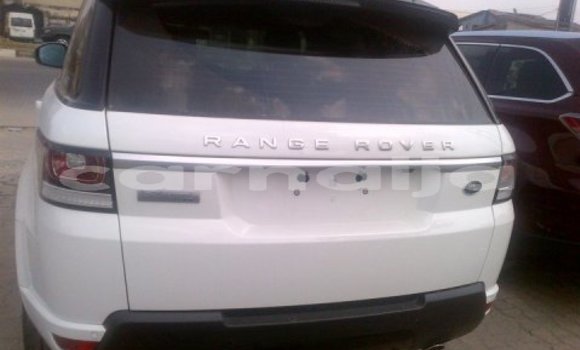 Acheter Occasion Voiture Land Rover Range Rover Blanc à Warri, État du Delta Acheter Occasion Voiture Land Rover Range Rover Blanc à Warri, État du Delta