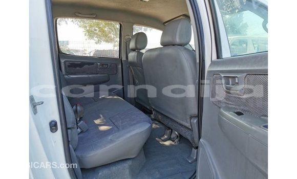 Buy Import Toyota Hilux White Car in Import - Dubai in Abia State Buy Import Toyota Hilux White Car in Import - Dubai in Abia State