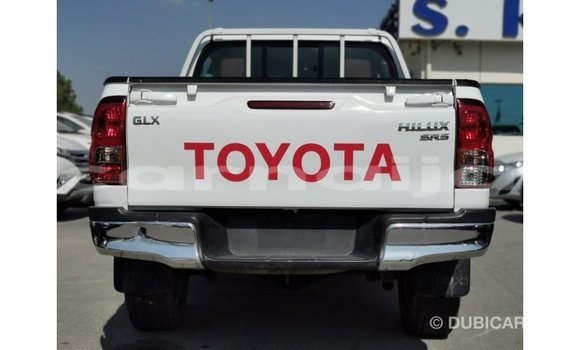 Buy Import Toyota Hilux White Car in Import - Dubai in Abia State Buy Import Toyota Hilux White Car in Import - Dubai in Abia State