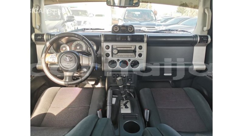 Big with watermark toyota fj cruiser abia state import dubai 16224