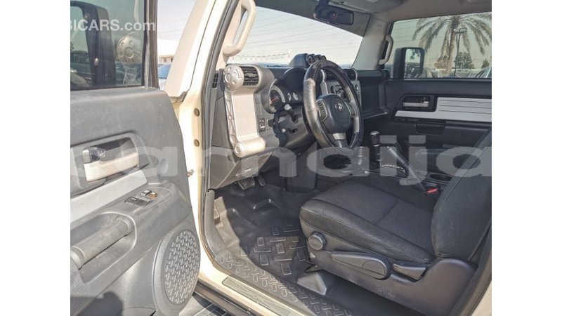 Big with watermark toyota fj cruiser abia state import dubai 16224