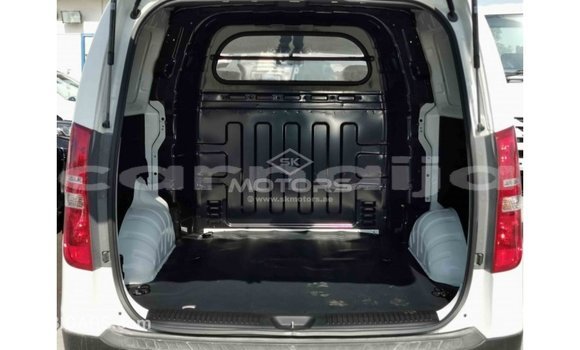 Buy Import Hyundai Accent White Car in Import - Dubai in Abia State Buy Import Hyundai Accent White Car in Import - Dubai in Abia State