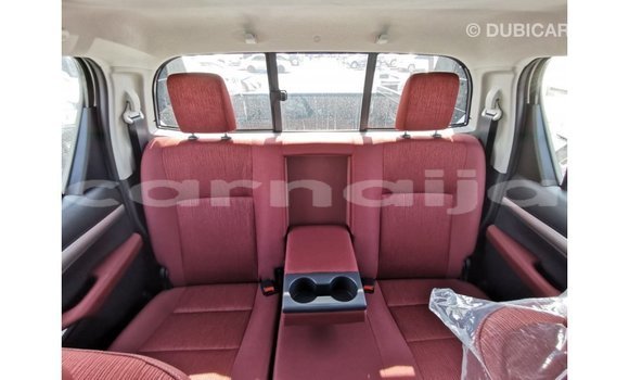 Buy Import Toyota Hilux White Car in Import - Dubai in Abia State Buy Import Toyota Hilux White Car in Import - Dubai in Abia State