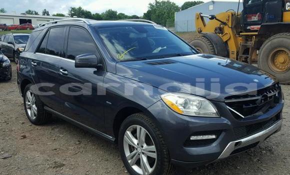 Buy Used Mercedes-Benz ML–Class Blue Car in Katsina in Katsina Buy Used Mercedes-Benz ML–Class Blue Car in Katsina in Katsina