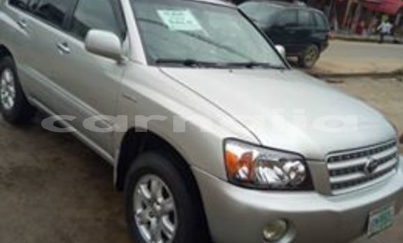 Buy Used Toyota Highlander Silver Car in Lagos in Lagos State Buy Used Toyota Highlander Silver Car in Lagos in Lagos State