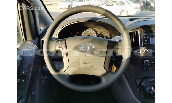 Acheter Import Voiture Hyundai Cargo Blanc à Import - Dubai, État d'Abia Acheter Import Voiture Hyundai Cargo Blanc à Import - Dubai, État d'Abia