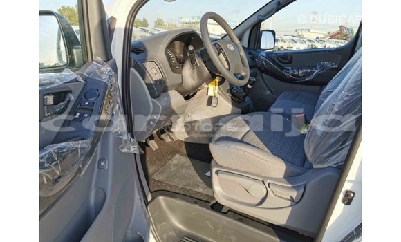 Acheter Import Voiture Hyundai Cargo Blanc à Import - Dubai, État d'Abia Acheter Import Voiture Hyundai Cargo Blanc à Import - Dubai, État d'Abia