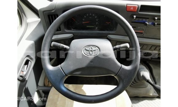 Buy Import Toyota Coaster White Car in Import - Dubai in Abia State Buy Import Toyota Coaster White Car in Import - Dubai in Abia State