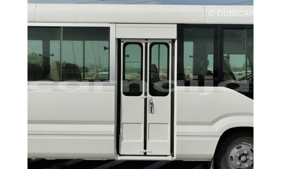 Buy Import Toyota Coaster White Car in Import - Dubai in Abia State Buy Import Toyota Coaster White Car in Import - Dubai in Abia State