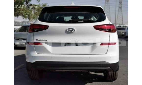 Buy Import Hyundai Tucson White Car in Import - Dubai in Abia State Buy Import Hyundai Tucson White Car in Import - Dubai in Abia State