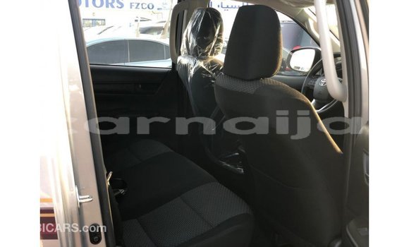 Buy Import Toyota Hilux White Car in Import - Dubai in Abia State Buy Import Toyota Hilux White Car in Import - Dubai in Abia State