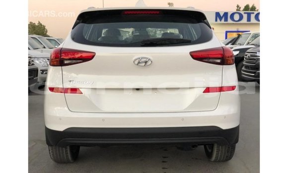 Buy Import Hyundai Tucson White Car in Import - Dubai in Abia State Buy Import Hyundai Tucson White Car in Import - Dubai in Abia State