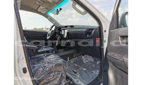 Buy Import Toyota Hilux White Car in Import - Dubai in Abia State Buy Import Toyota Hilux White Car in Import - Dubai in Abia State