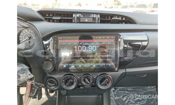 Buy Import Toyota Hilux White Car in Import - Dubai in Abia State Buy Import Toyota Hilux White Car in Import - Dubai in Abia State