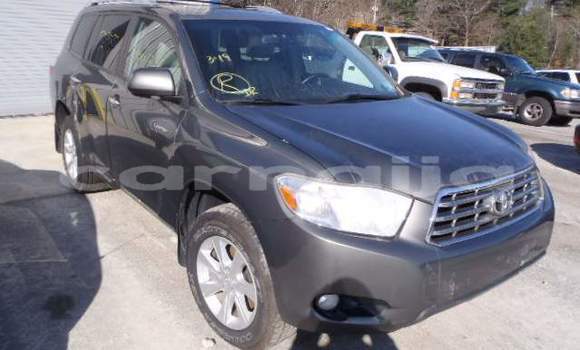 Acheter Occasion Voiture Toyota Highlander Beige à Lagos, État de Lagos