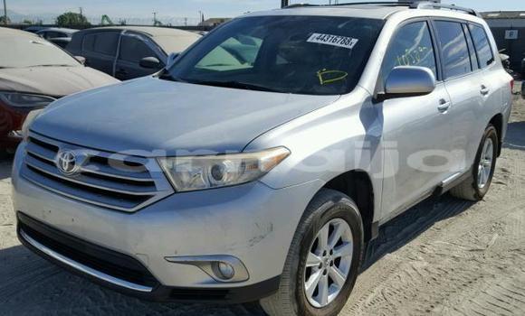 Acheter Occasion Voiture Toyota Highlander Gris à Lagos, État de Lagos