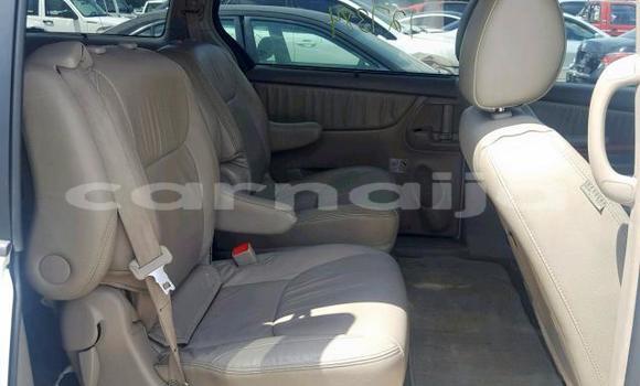 Acheter Occasion Voiture Toyota Sienna Blanc à Lagos, État de Lagos Acheter Occasion Voiture Toyota Sienna Blanc à Lagos, État de Lagos